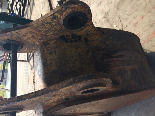 ปุ้งกี๋ขุดหินดาน CAT320,SK200,SH210