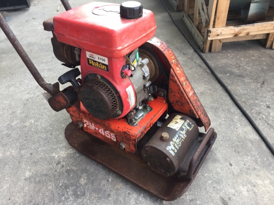 ขายเครื่องตบดินเตารีด ของROBIN