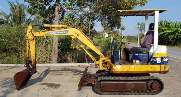 ขายด่วนรถแบคโฮKOMATSUโคมัสซูรุ่นยอดนิยมสวยๆPC15-6เครื่องโคมัสซู3D75เครื่องดีปั่มแรงรถนอกเพิ่งนำเข้ามาใหม่ยังไม่เคยใช้งานในเมืองไทยเลย