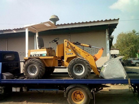 ขายด่วนรถยกตักเอวอ่อนTCMHL810Aตักยก2.5ตันยกสูง3เมตรรถขับเคลื่อน4ล้อเกียร์ท็อกโลฮายรถนอกเพื่งนำเข้ามายังไม่เคยใช้งานในเมืองไทยเลย