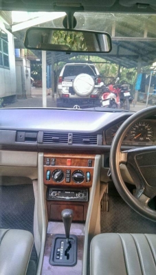 BENZ E200A จดปี พ.ค 39 สวยเดิม สภาพเยี่ยม พร้อมใช้พร้อมโอน ครับท่าน