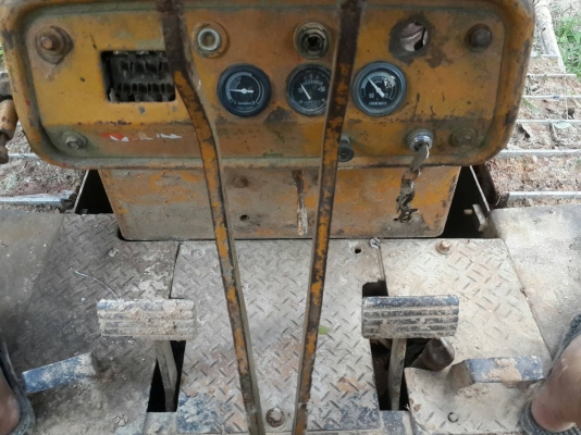 แทรคเตอร์ KOMATSU D50A-15 ห้องเลี้ยวแห้งช่วงล่วงเปลี่ยนใหม่mทั้งหมด ราคา 480,000 รถสงขลา