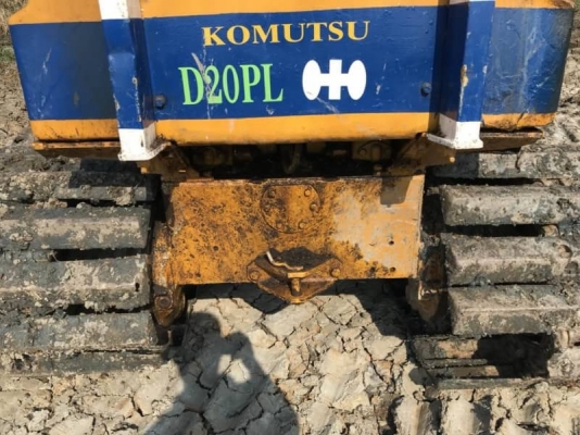 ขาย 155,000 บาท KOMATSU D20PL-5 ตีนเป็ด แผ่น 80 ชม เครื่องดี เกียร์แรง โช่หนา เอกสารชื้อขาย   รถอยู่ จ. นครปฐม โทร 0610710295