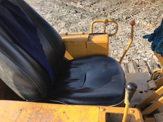 ขาย 155,000 บาท KOMATSU D20PL-5 ตีนเป็ด แผ่น 80 ชม เครื่องดี เกียร์แรง โช่หนา เอกสารชื้อขาย   รถอยู่ จ. นครปฐม โทร 0610710295