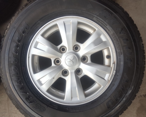 ขายล้อMitsubishi Triton 16 ยาง245/70/16    4 ล้อ