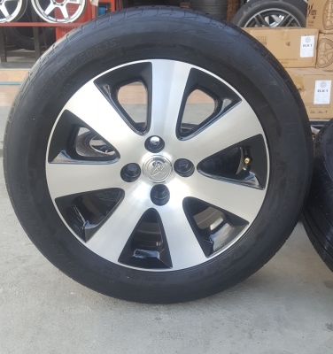 ขายล้อTOYOTA VIOS ขอบ15 พร้อมยาง 4 ล้อ