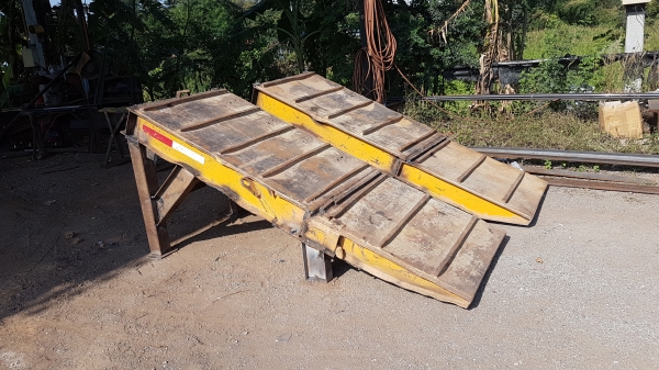 ขายแลมป์ขึ้นรถใหญ่...13000