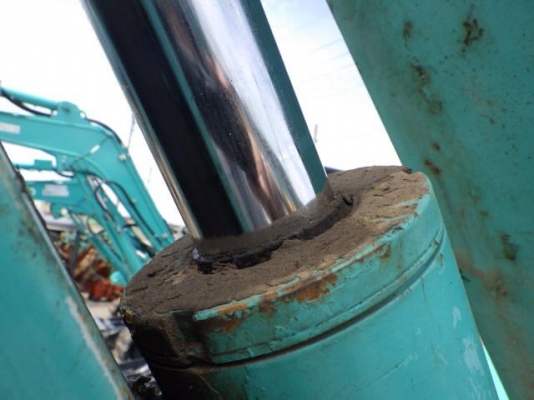 รถขุด 4 ตัน KOBELCO SK40SR-3 มือสองญี่ปุ่น