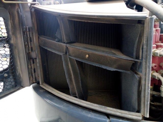 รถขุด 4 ตัน KOBELCO SK40SR-3 มือสองญี่ปุ่น