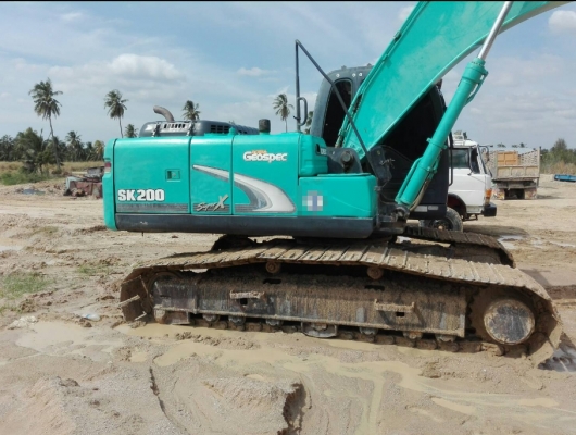 ขายรถขุดไฮดรอลิค Kobelco รุ่น 8 Super ขายรถขุดไฮดรอลิค Kobelco รุ่น 8 Super
