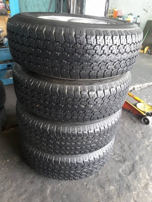 Max ออลนิว + บริสโตน HT 245-70-16 ปลายปี16 สวยๆ 1ชุด Max ออลนิว + บริสโตน HT 245-70-16 ปลายปี16 สวยๆ 1ชุด