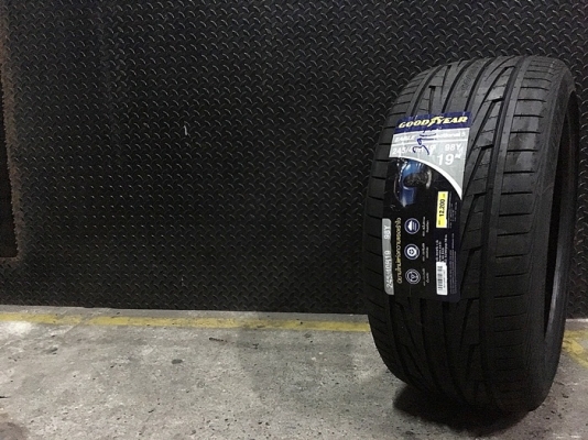 GOODYEAR EAGLE F1 Directional 5 245/40R19 เส้นละ 5,800 บาท