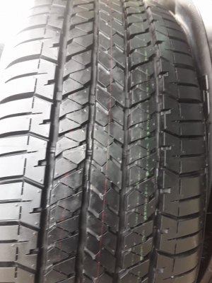 ขายล้อแม็กป้ายแดง dmax 18"&times;7" et33  พร้อมยางป้ายแดงปี17สนใจติดต่อร้าน ก.เจริญการยางครับ 081-3747940