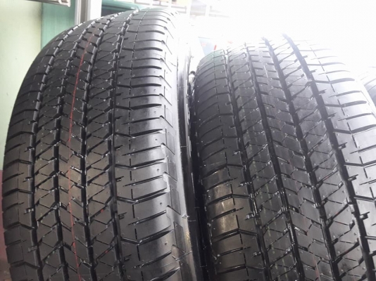 ขายล้อแม็กป้ายแดง dmax 18"&times;7" et33  พร้อมยางป้ายแดงปี17สนใจติดต่อร้าน ก.เจริญการยางครับ 081-3747940