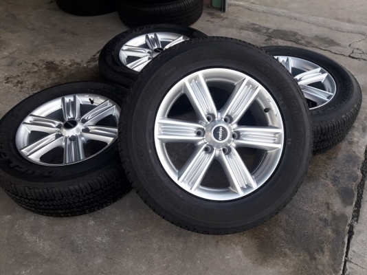 ขายล้อแม็กป้ายแดง dmax 18"&times;7" et33  พร้อมยางป้ายแดงปี17สนใจติดต่อร้าน ก.เจริญการยางครับ 081-3747940