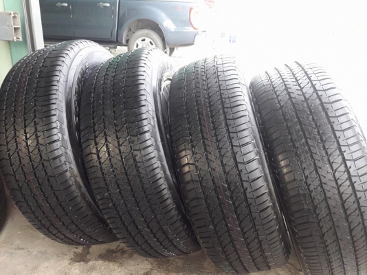 ขายล้อแม็กป้ายแดง dmax 18"&times;7" et33  พร้อมยางป้ายแดงปี17สนใจติดต่อร้าน ก.เจริญการยางครับ 081-3747940