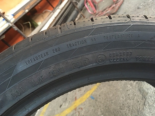 CONTINENTAL ContiSportContact 5 SSR MOE 225/45R18 เส้นละ 5,800 CONTINENTAL ContiSportContact 5 SSR MOE 225/45R18 เส้นละ 5,800