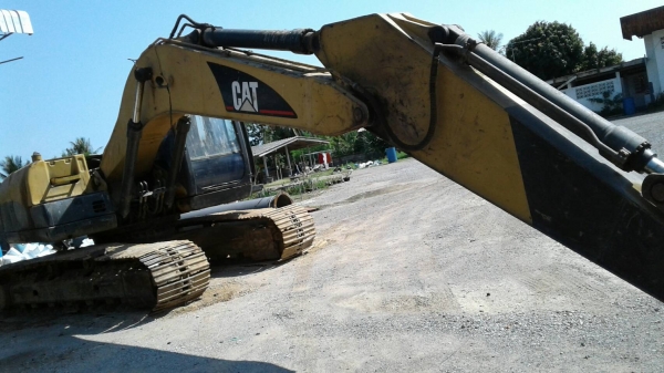 ขาย CAT320C เอกสารอินวอยซ์  ไฟฟ้าเต็ม✔️ เอวแน่น✔️  โซ่สวย✔️ ติใบ เครื่องดี ปั้มแรงดีไม่โหลด ราคา 780,000 ไม่ลด 091-0206555 อยู่นครปฐมครับ