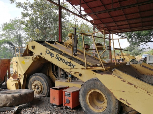 ขายรถโรยหิน Phoenix chip spreader