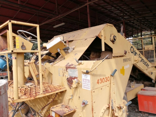 ขายรถโรยหิน Phoenix chip spreader