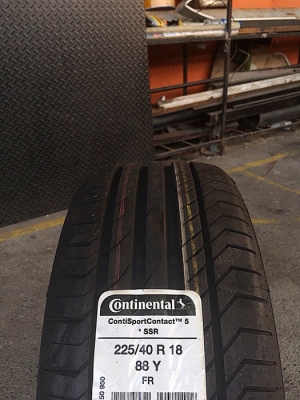 CONTINENTAL ContiSportContact 5 * SSR 225/40R18 เส้นละ 6,800 บาท