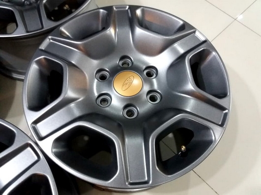 สีซิลเวอร์ดุมทอง ตจว มีบริการจัดส่งครับ สีซิลเวอร์ดุมทอง ตจว มีบริการจัดส่งครับ