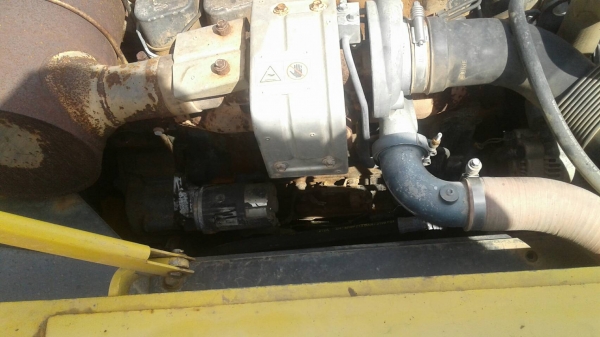 ขายรถแบคโฮ KOMATSU PC200-7 เอกสารเล่มปี 2008 ราคา 1250000