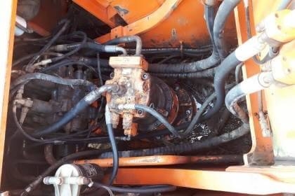 ขาย 995,000 บาท Doosan 220 LC-6 ทำงาน 11,xxx ชม เครื่องดี ปั้มแรง โช่หนา เอวใหม่ ไฟฟ้าสมบูรณ์/ ช่วงล่างเต็ม/ เอกสารเล่มพร้อมโอน  รถอยู่ กทม โทร0610710295