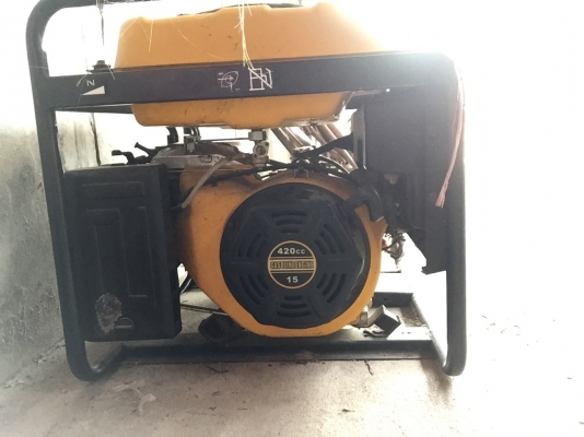 ขายเครื่องปั่นไฟขนาด6000wเครื่องเบนชิน สภาพสวย