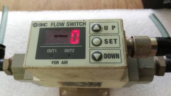 700 บ.ส่งถึงบ้านฟรีโทร 083-2000058 LINE ID: line832923 FLOW SWITCH อุปกรณ์วัดอัตราการไหลของลมยี่ห้อS