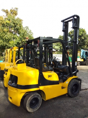 +++ ขายโฟล์คลิฟท์ SUMITOMO FG30  ขนาด  3  ตัน  เครื่องยนต์เบนซิน แกีศ  เสา  5  เมตร  เกียร์ออโตเมติค  ยางตันครับ