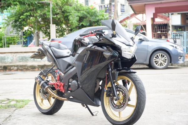 Cbr 150i 2015 วิ่ง9000โล รถบ้านมือเดียว สด-ผ่อน รูดบัตรได้