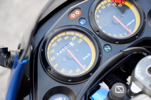 Cbr 150 ไมล์เหลือง รถบ้านมือเดียว สภาพดีมาก พร้อมใช้งาน Cbr 150 ไมล์เหลือง รถบ้านมือเดียว สภาพดีมาก พร้อมใช้งาน