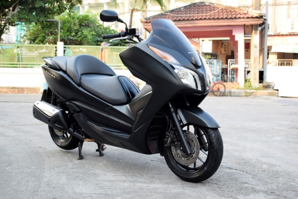 Forza 300 2016 มือเดียว สีสวยมาก