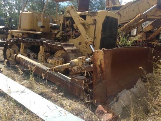 ขาย 950,000 CATTERPILAR D7G เครื่องดี เกียร์ตัดดี โช่หนา แผ่นสวย เอกสารอินวอยท์ รถอยู่  ขอนแก่น 090-772-3710 090-772-3708