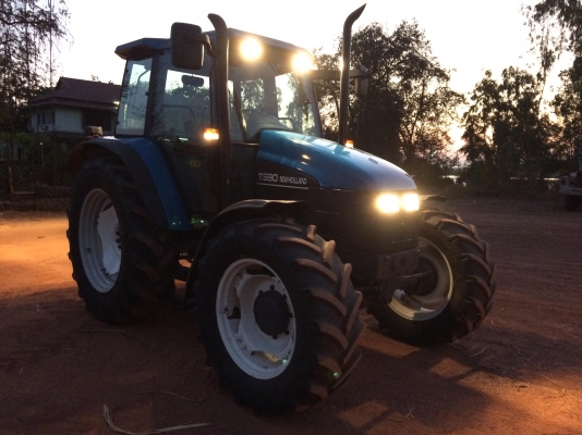 NEW HOLLAND TS90 แอร์เย็น ภายในสวย ใช้งานดี ขับสบาย NEW HOLLAND TS90 แอร์เย็น ภายในสวย ใช้งานดี ขับสบาย