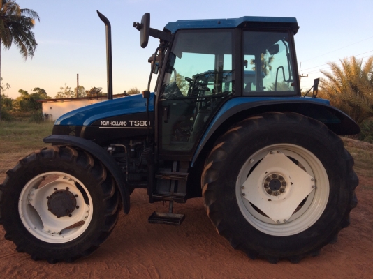 NEW HOLLAND TS90 แอร์เย็น ภายในสวย ใช้งานดี ขับสบาย NEW HOLLAND TS90 แอร์เย็น ภายในสวย ใช้งานดี ขับสบาย