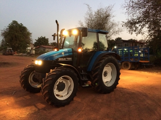 NEW HOLLAND TS90 แอร์เย็น ภายในสวย ใช้งานดี ขับสบาย NEW HOLLAND TS90 แอร์เย็น ภายในสวย ใช้งานดี ขับสบาย