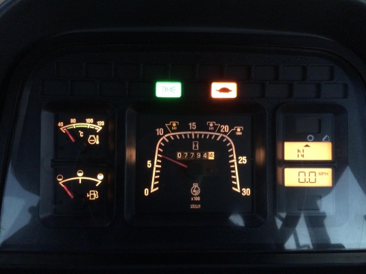 NEW HOLLAND TS110 แอร์เย็น เพลงเพราะ ภายในสวย ใช้งานดี ขับสบาย NEW HOLLAND TS110 แอร์เย็น เพลงเพราะ ภายในสวย ใช้งานดี ขับสบาย