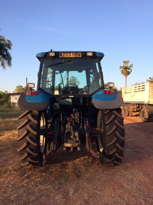 NEW HOLLAND TS110 แอร์เย็น เพลงเพราะ ภายในสวย ใช้งานดี ขับสบาย NEW HOLLAND TS110 แอร์เย็น เพลงเพราะ ภายในสวย ใช้งานดี ขับสบาย