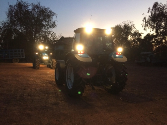 NEW HOLLAND TS110 แอร์เย็น เพลงเพราะ ภายในสวย ใช้งานดี ขับสบาย NEW HOLLAND TS110 แอร์เย็น เพลงเพราะ ภายในสวย ใช้งานดี ขับสบาย