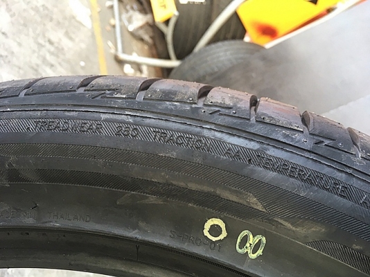 MAXXIS S-PRO 265/45R22 ราคาเส้นละ 6,000 บาท
