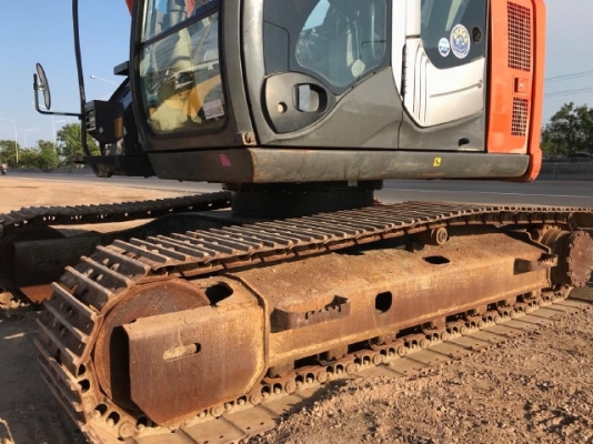 ขายรถแบคโฮ HITACHI ZX135US-3 ปี 2009 รถนอกนำเข้าเองจากญี่ปุ่น สภาพสวยพร้อมใช้งาน มีVDOการทำงานครับ ขายรถแบคโฮ HITACHI ZX135US-3 ปี 2009 รถนอกนำเข้าเองจากญี่ปุ่น สภาพสวยพร้อมใช้งาน มีVDOการทำงานครับ