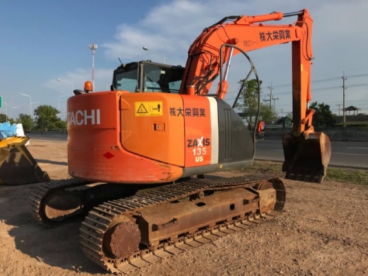 ขายรถแบคโฮ HITACHI ZX135US-3 ปี 2009 รถนอกนำเข้าเองจากญี่ปุ่น สภาพสวยพร้อมใช้งาน มีVDOการทำงานครับ ขายรถแบคโฮ HITACHI ZX135US-3 ปี 2009 รถนอกนำเข้าเองจากญี่ปุ่น สภาพสวยพร้อมใช้งาน มีVDOการทำงานครับ