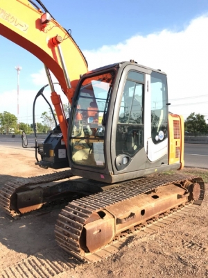 ขายรถแบคโฮ HITACHI ZX135US-3 ปี 2009 รถนอกนำเข้าเองจากญี่ปุ่น สภาพสวยพร้อมใช้งาน มีVDOการทำงานครับ ขายรถแบคโฮ HITACHI ZX135US-3 ปี 2009 รถนอกนำเข้าเองจากญี่ปุ่น สภาพสวยพร้อมใช้งาน มีVDOการทำงานครับ