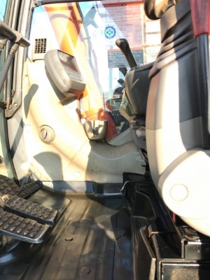 ขายรถแบคโฮ HITACHI ZX135US-3 ปี 2009 รถนอกนำเข้าเองจากญี่ปุ่น สภาพสวยพร้อมใช้งาน มีVDOการทำงานครับ ขายรถแบคโฮ HITACHI ZX135US-3 ปี 2009 รถนอกนำเข้าเองจากญี่ปุ่น สภาพสวยพร้อมใช้งาน มีVDOการทำงานครับ