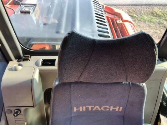 ขายรถแบคโฮ HITACHI ZX135US-3 ปี 2009 รถนอกนำเข้าเองจากญี่ปุ่น สภาพสวยพร้อมใช้งาน มีVDOการทำงานครับ ขายรถแบคโฮ HITACHI ZX135US-3 ปี 2009 รถนอกนำเข้าเองจากญี่ปุ่น สภาพสวยพร้อมใช้งาน มีVDOการทำงานครับ
