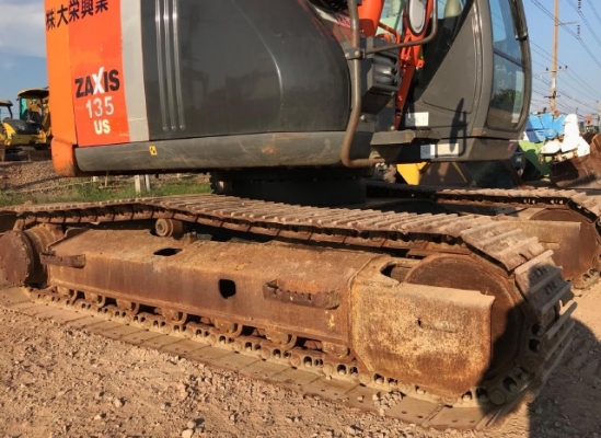 ขายรถแบคโฮ HITACHI ZX135US-3 ปี 2009 รถนอกนำเข้าเองจากญี่ปุ่น สภาพสวยพร้อมใช้งาน มีVDOการทำงานครับ ขายรถแบคโฮ HITACHI ZX135US-3 ปี 2009 รถนอกนำเข้าเองจากญี่ปุ่น สภาพสวยพร้อมใช้งาน มีVDOการทำงานครับ