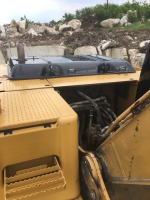 ขายรถแบ็คโฮ CAT 320D (ผลิตจากญี่ปุ่น)