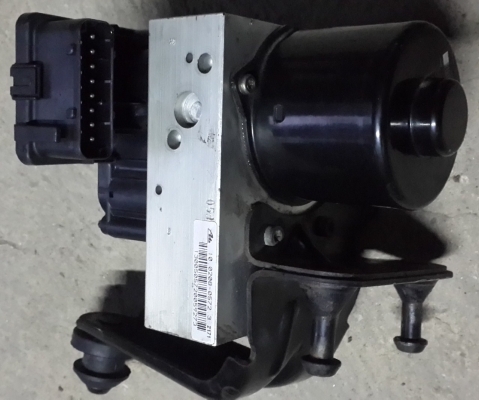 ขาย ปั๊มABS ( W163-ML230 )